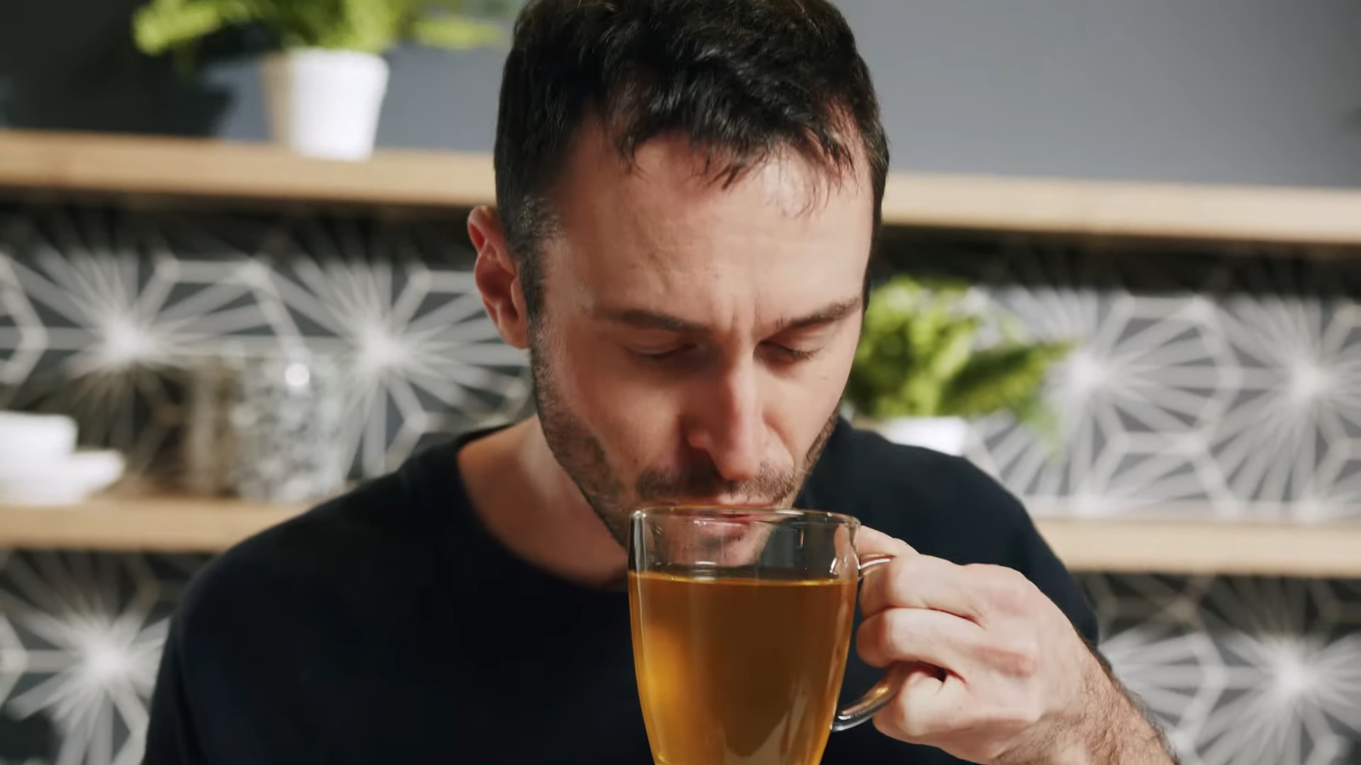 Caffeine Contents - Drinking Yogi VS Tiesta Tea
