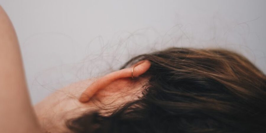 Spiritual & Biblical Meanings of Ringing in Left Ear